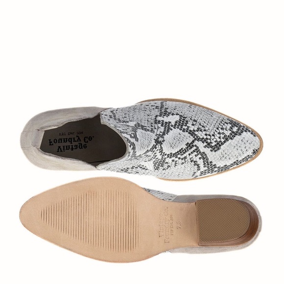 Vintage Foundry Co. Stylish Gray and White Ankle Boots with Pointed Toe - Picture 6 of 6